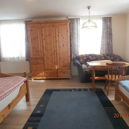 Bluemelhube Anja Vordernberg